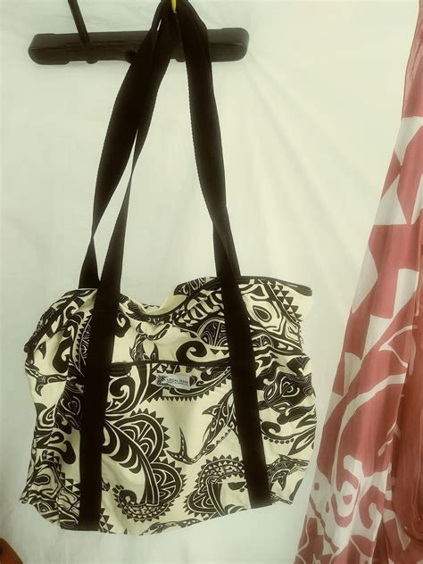 local design hawaii handbag